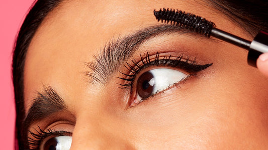 Beyond Mascara: Best Eyelash Serums for Growth